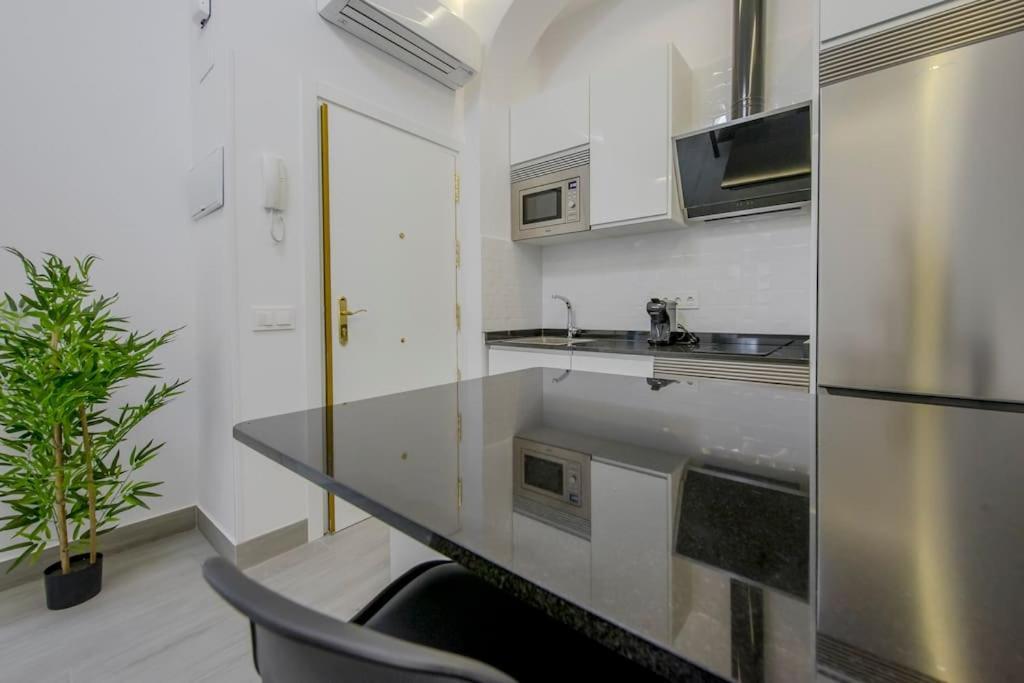 Suara Apartamentos 2 Madrid Dış mekan fotoğraf